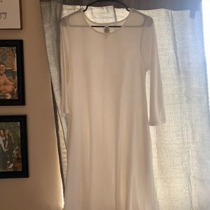 White dress with pockets